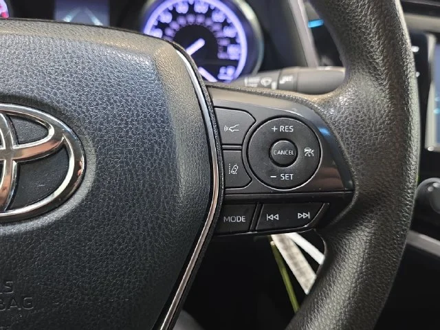 Used 2018 Celestial Silver Metallic Toyota LE image 17