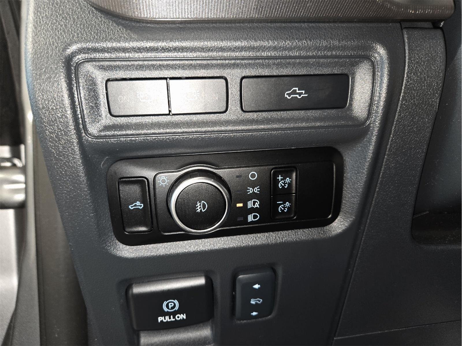 Used 2023 Iconic Silver Ford Raptor image 19
