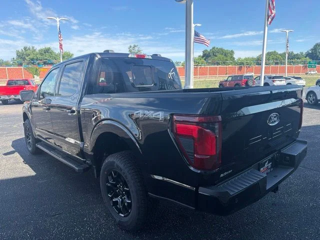 New 2026 Agate Black Metallic Ford XLT image 6