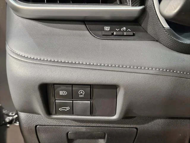 Certified Used 2025 MAGNETIC GRAY MET. Toyota  image 26