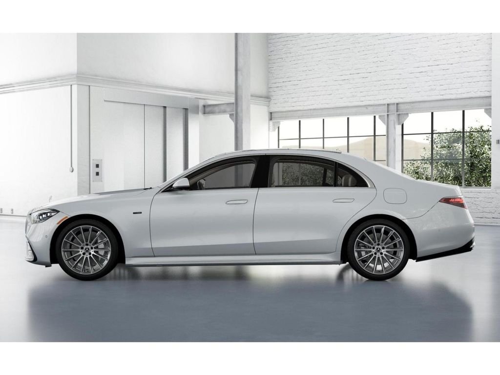Certified Used 2025 White Mercedes-Benz S 580e image 34