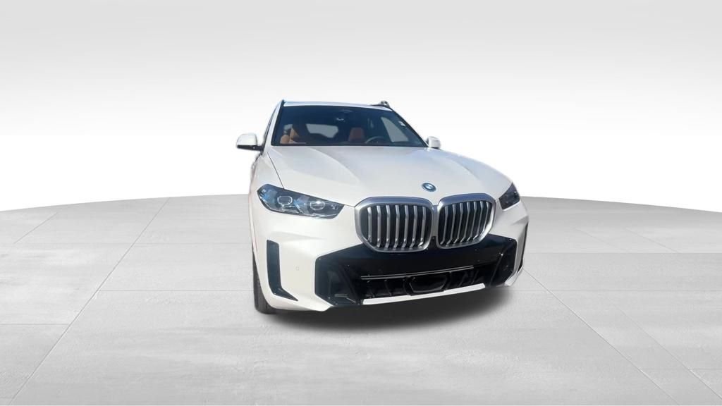 Used 2026 White BMW xDrive50e image 16