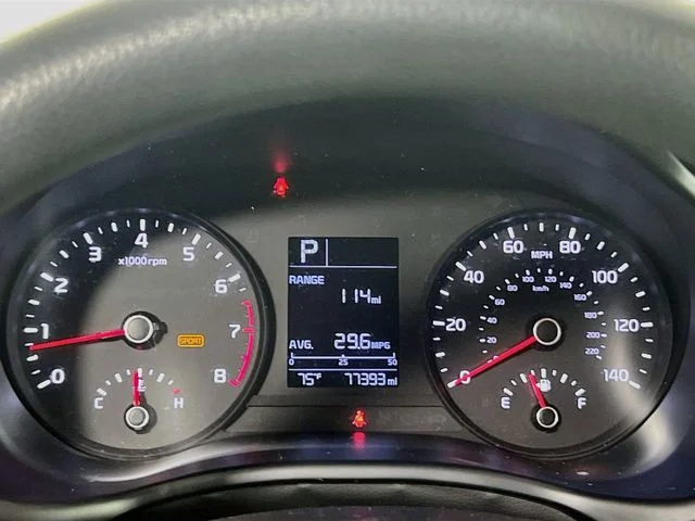 Used 2018 Silky Silver Kia S image 11