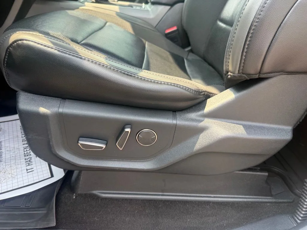 Certified Used 2019 Oxford White Ford Raptor image 25