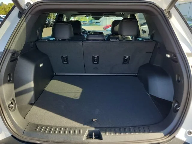 2026 Chevrolet Equinox LT - Photo 11