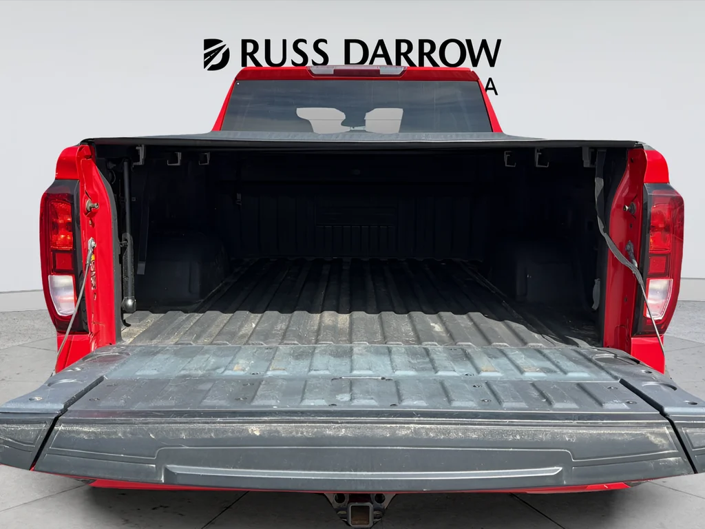 Used 2022 Red GMC Elevation image 27