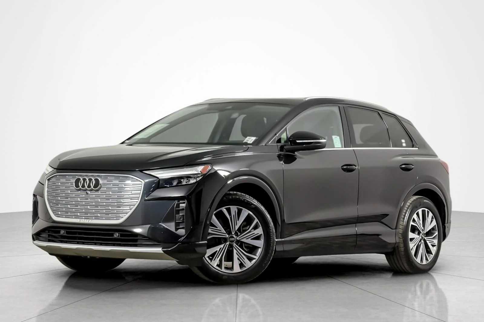 Used 2023 Mythos Black Metallic Audi Premium Plus 40 RWD image 1