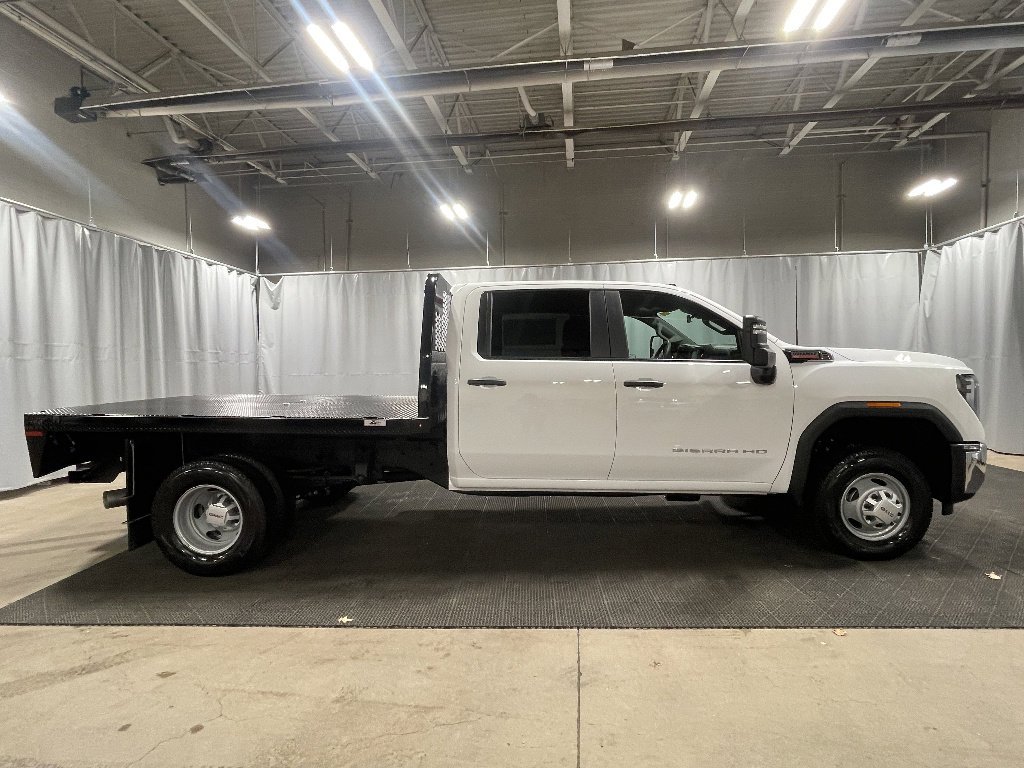 2026 GMC Sierra 3500HD Pro - Photo 8