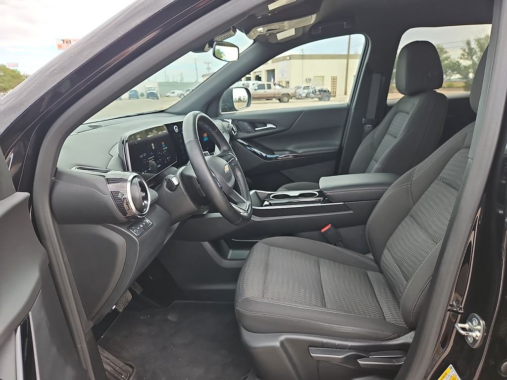 Used 2025 Black Chevrolet LT image 15