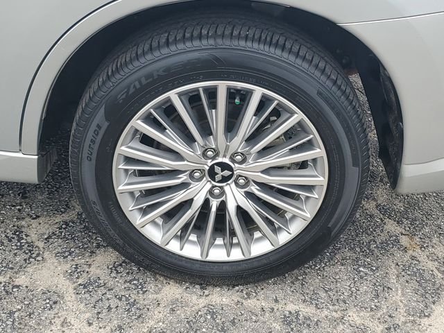 Used 2022 Silver Mitsubishi GT image 31