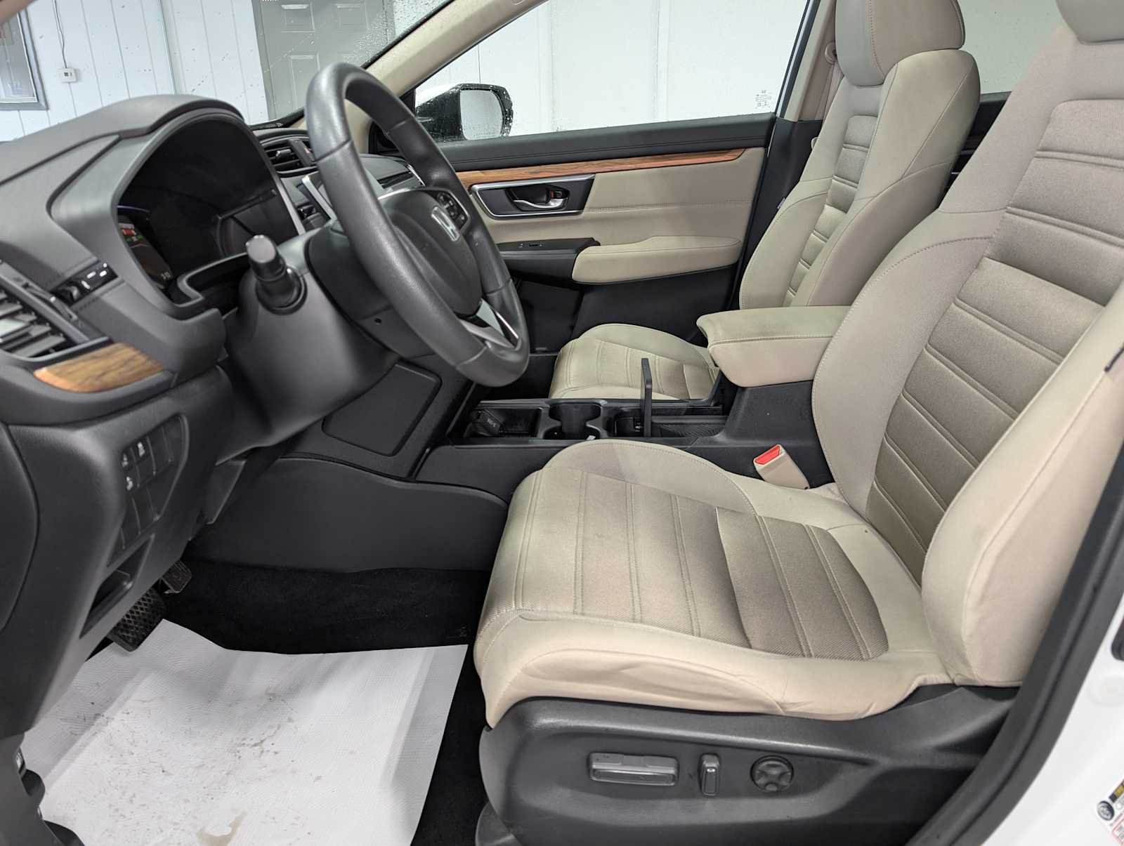 Used 2019 Platinum White Pearl Honda EX image 4