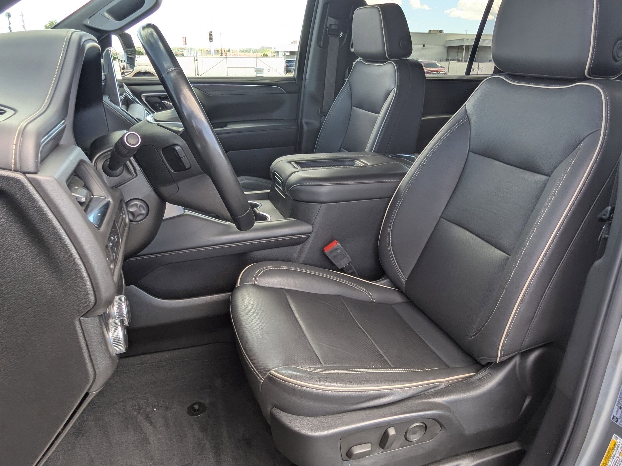 Used 2023 Sterling Metallic GMC SLT image 26