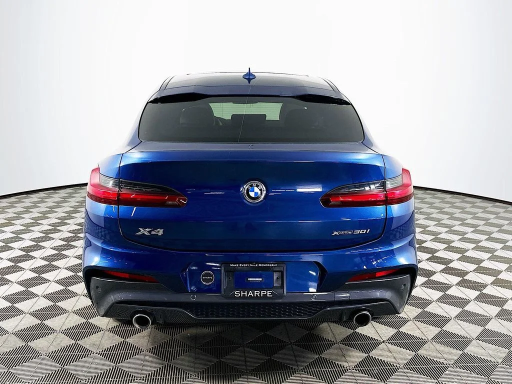 Used 2021 Blue Metallic BMW xDrive30i image 6