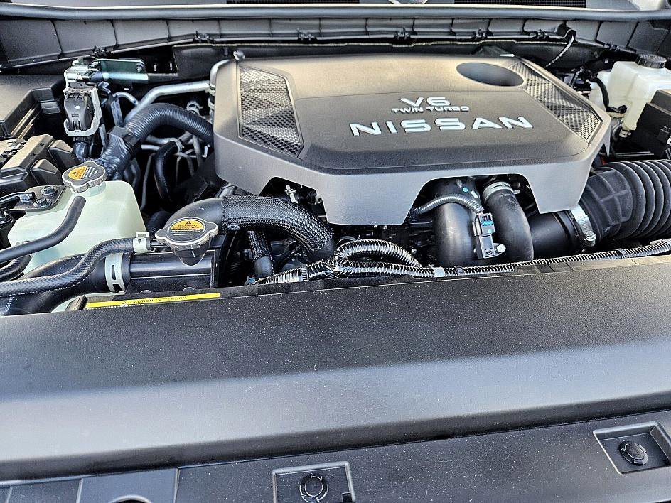 2026 Nissan Armada SL - Photo 16