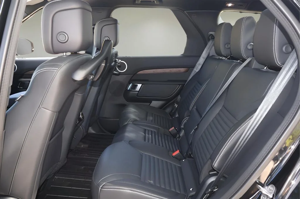 New 2026 Santorini Black Land Rover S image 15