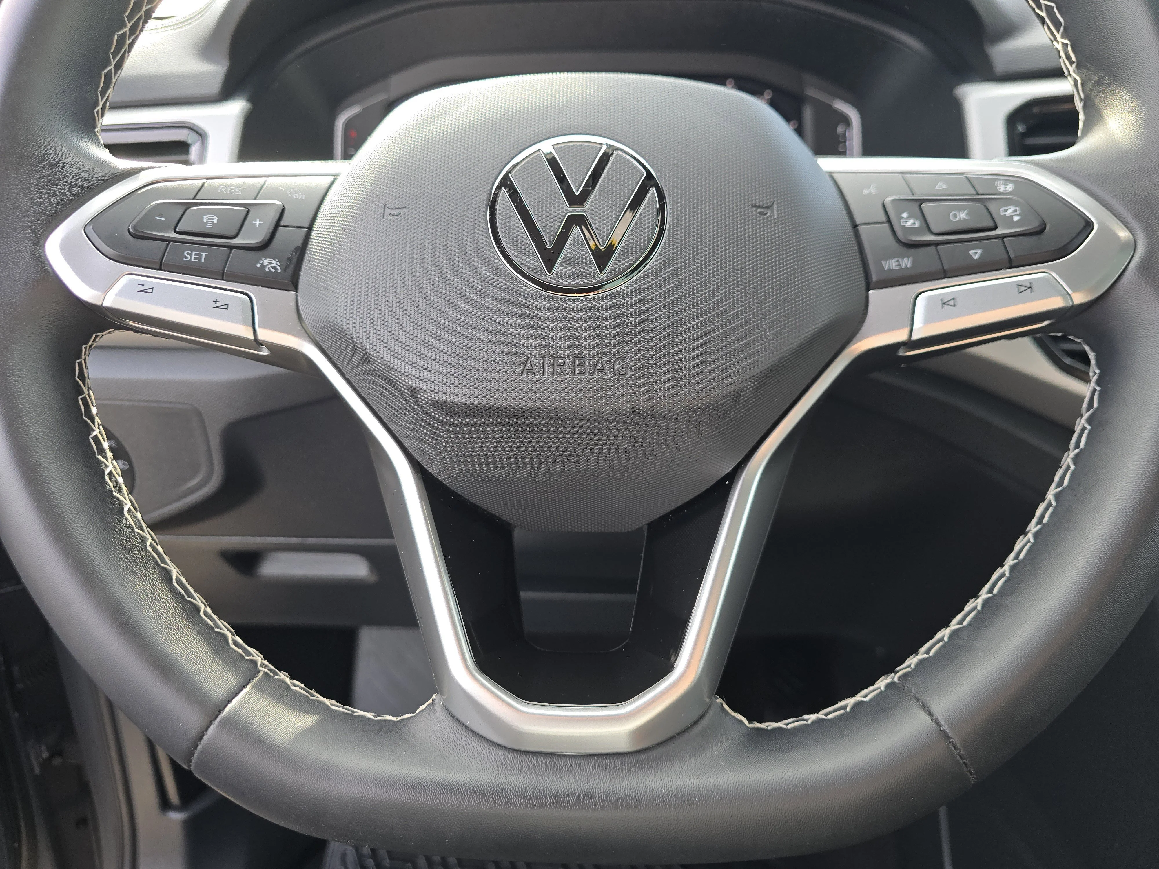 Certified Used 2023 Pure Gray Volkswagen 3.6L V6 SEL image 22