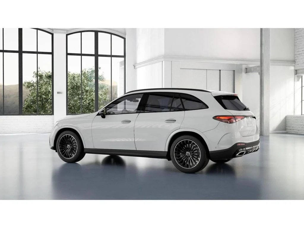 New 2027 White Mercedes-Benz GLC 300 image 31