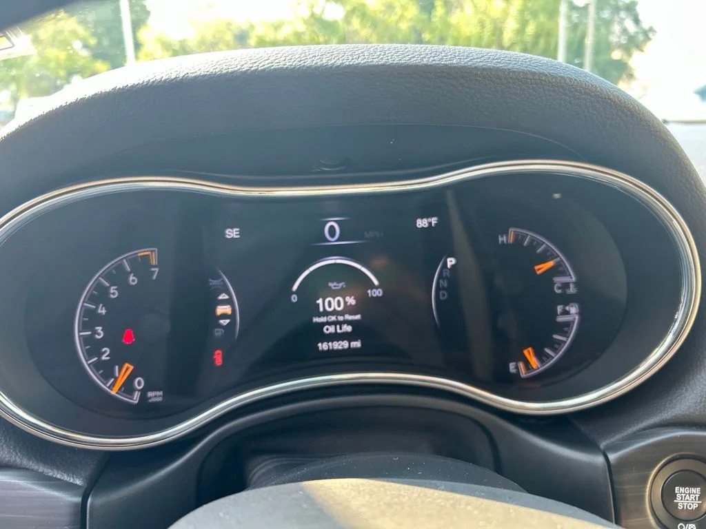 Used 2019 Red Jeep Limited image 11