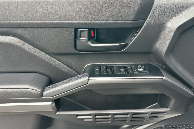 Used 2025 White Toyota SR5 image 12