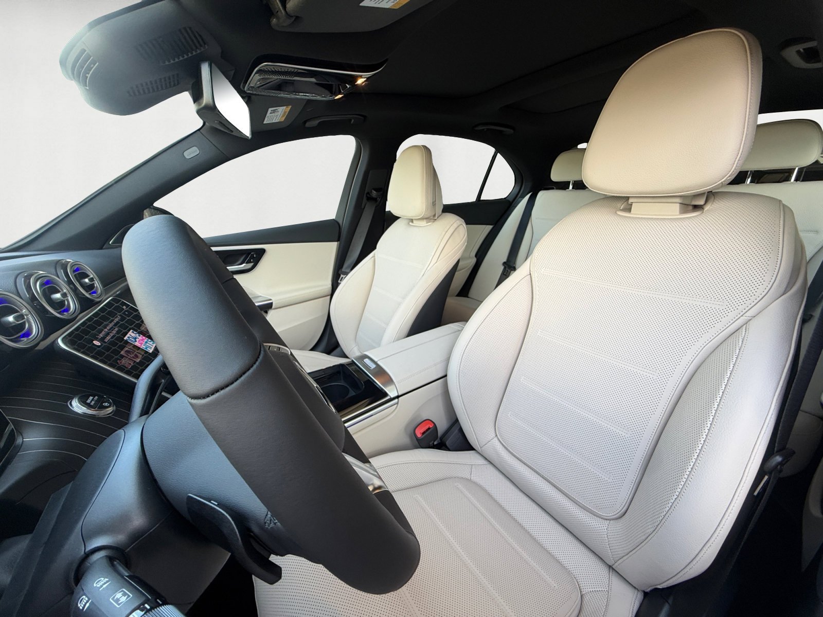 New 2026 MANUFAKTUR exclusive graphite grey magno Mercedes-Benz C 300 image 35