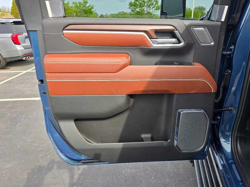 2026 GMC Sierra 2500HD Denali Ultimate - Photo 25