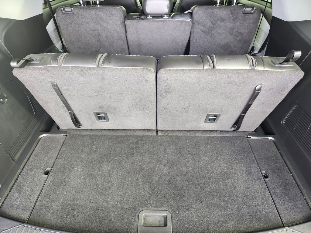 Used 2023 Gray Ford XLT image 17