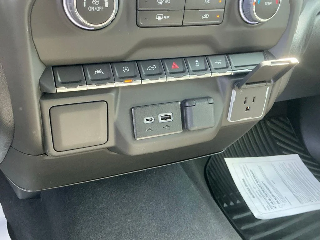 Used 2026 Black Chevrolet Custom image 35