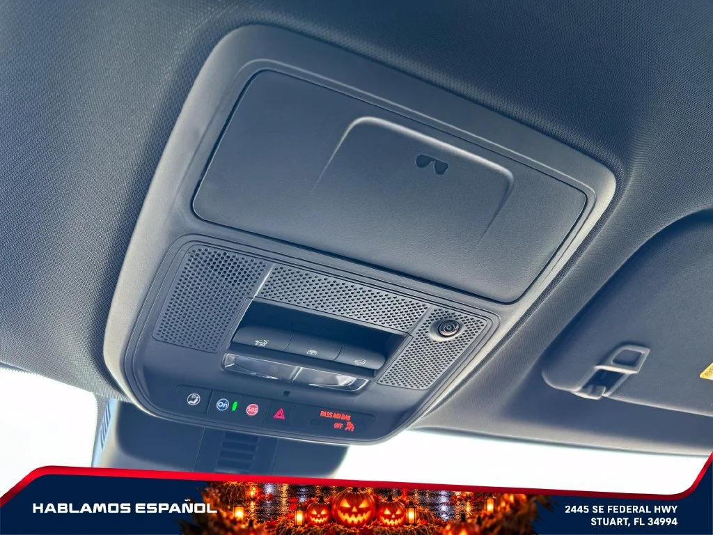 New 2027 Ebony Twilight Metallic GMC Elevation image 35