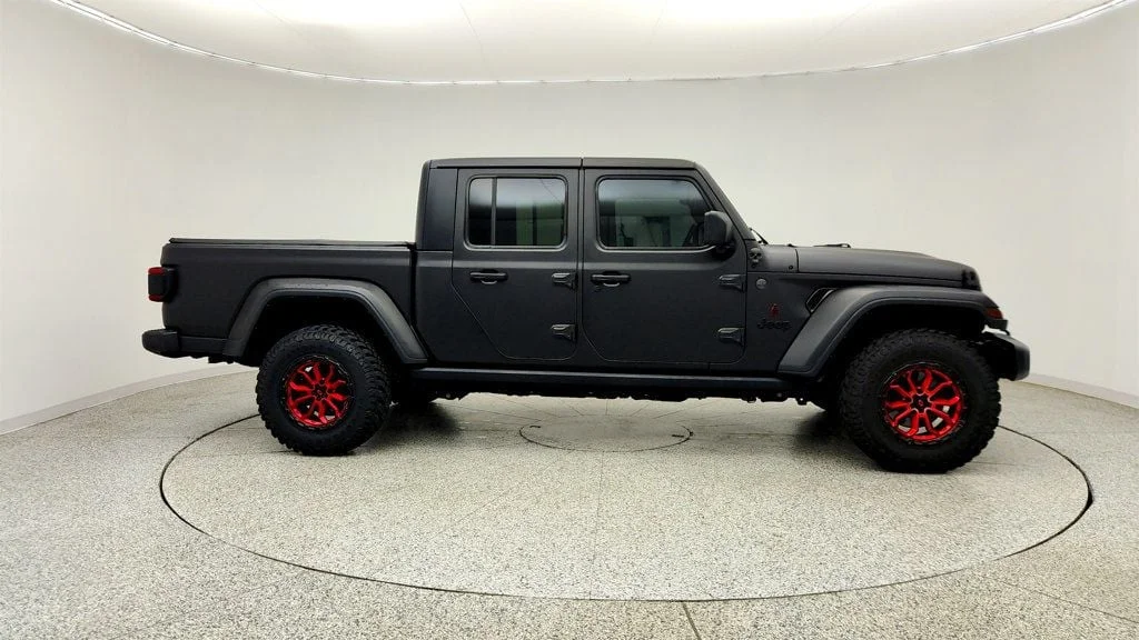 Used 2024 Black Clearcoat Jeep Willys 4x4 w/ Black Freedom Top & Trac-Lok Axle image 4