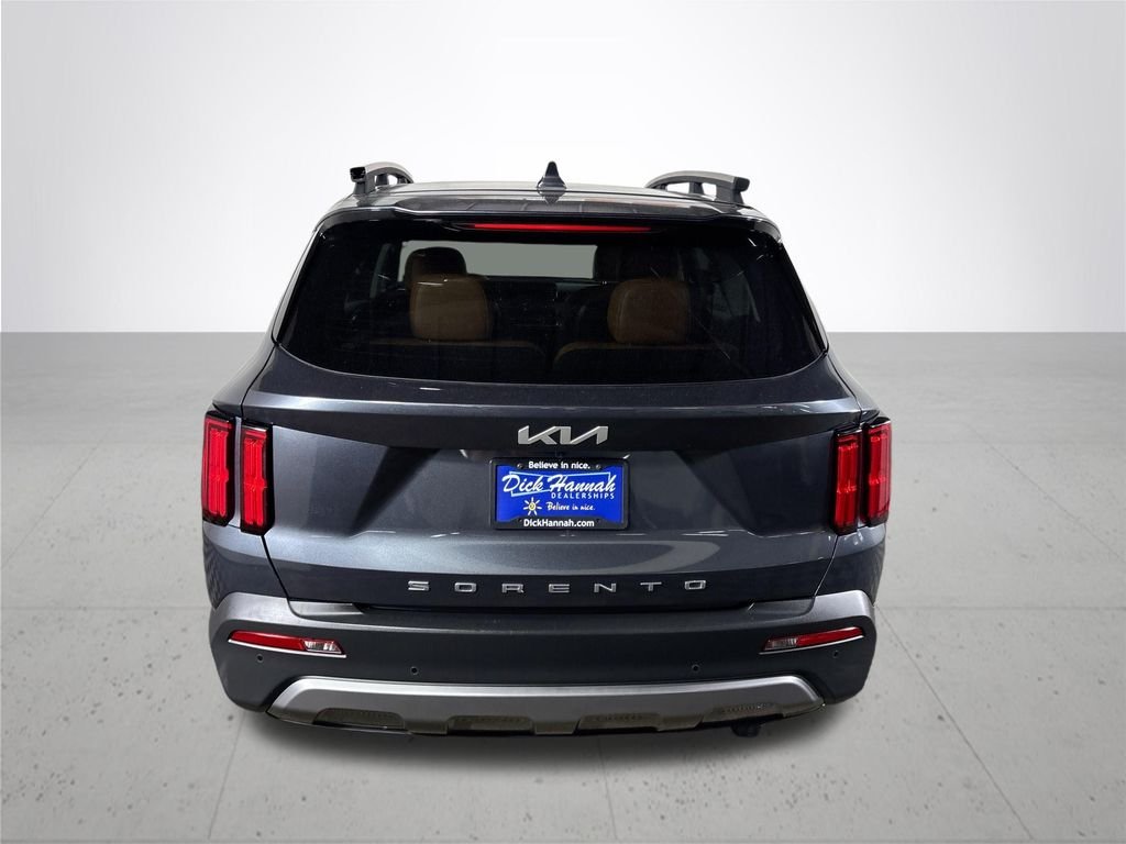 Used 2022 Grey Kia X-Line SX Prestige image 7