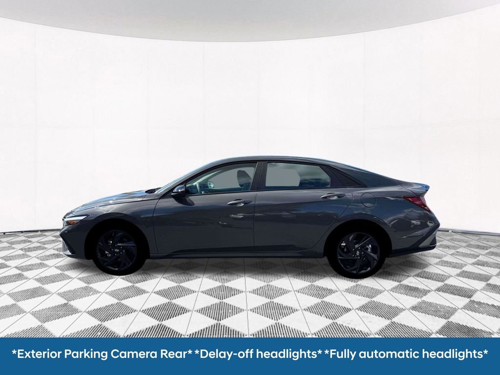 New 2026 Gray Hyundai SEL Sport image 4