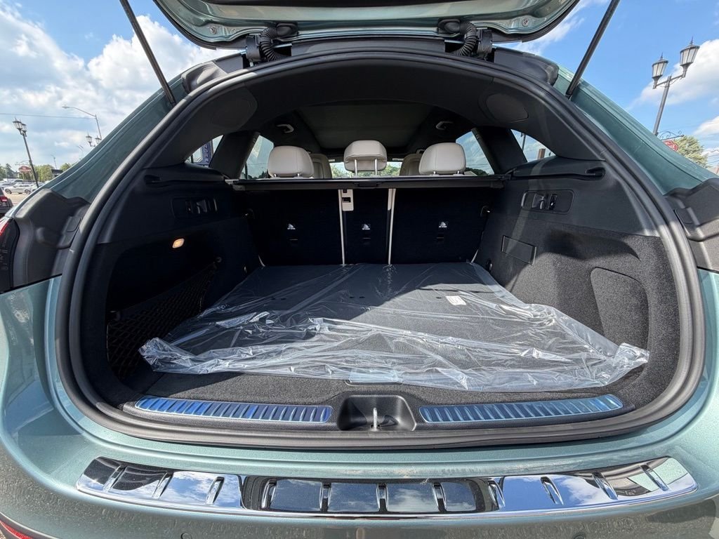 New 2026 Silver Mercedes-Benz GLC 300 image 14