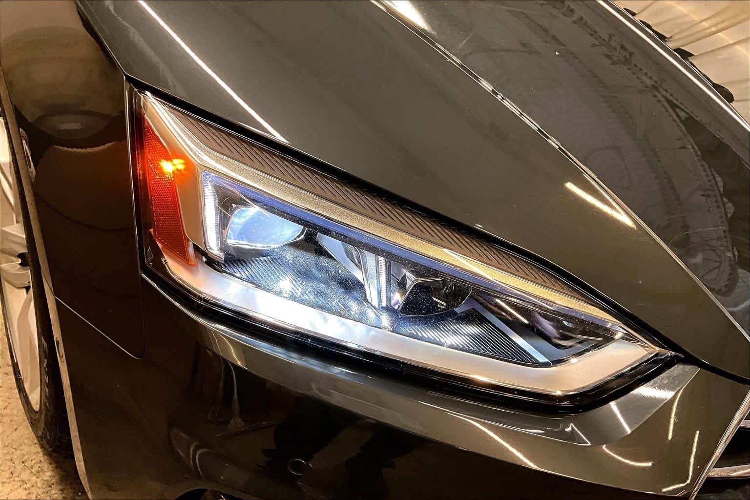 Used 2019 Manhattan Gray Metallic Audi Prestige image 27