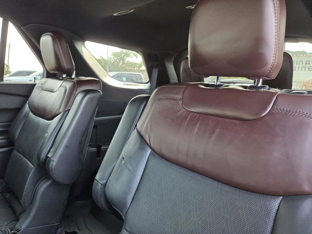 Used 2021 Gray Metallic Ford Platinum image 30