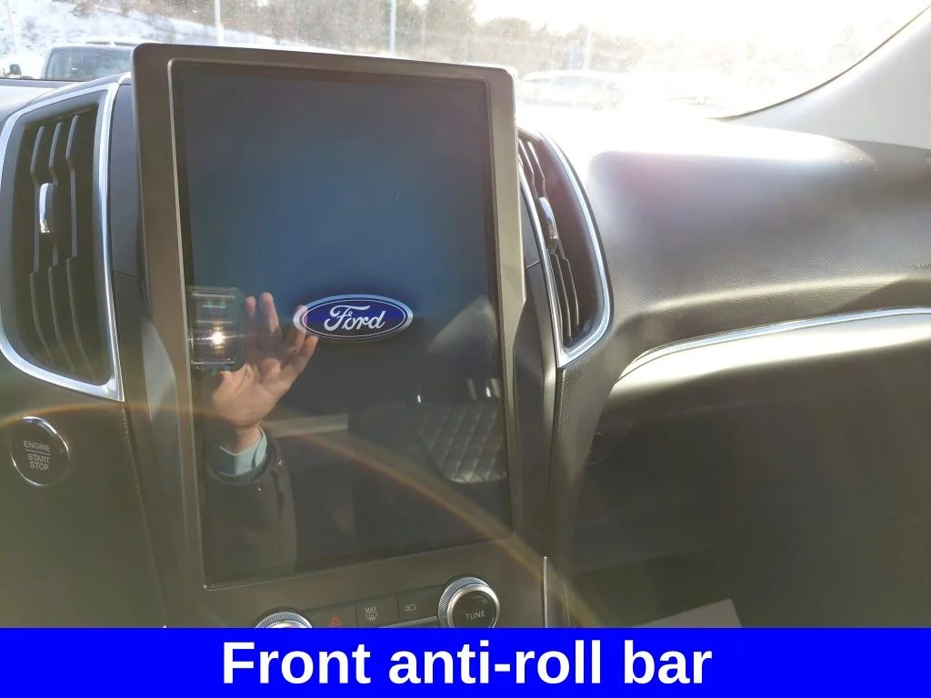 2024 Ford Edge Titanium - Photo 17