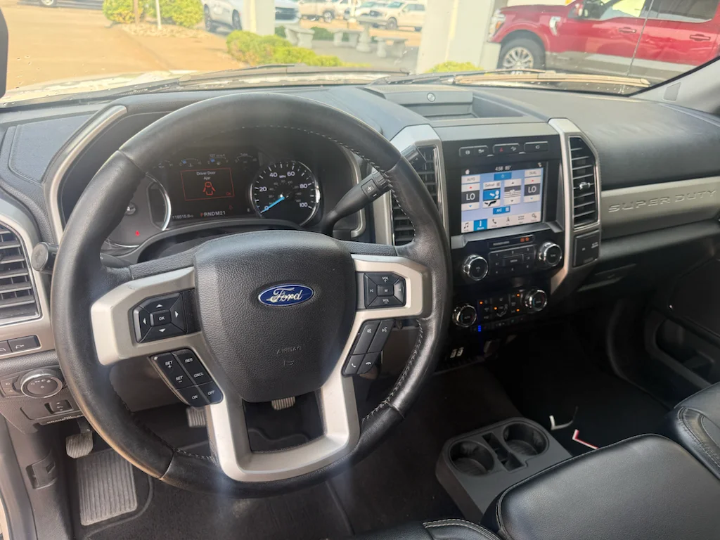 Used 2019 Oxford White Ford LARIAT image 17