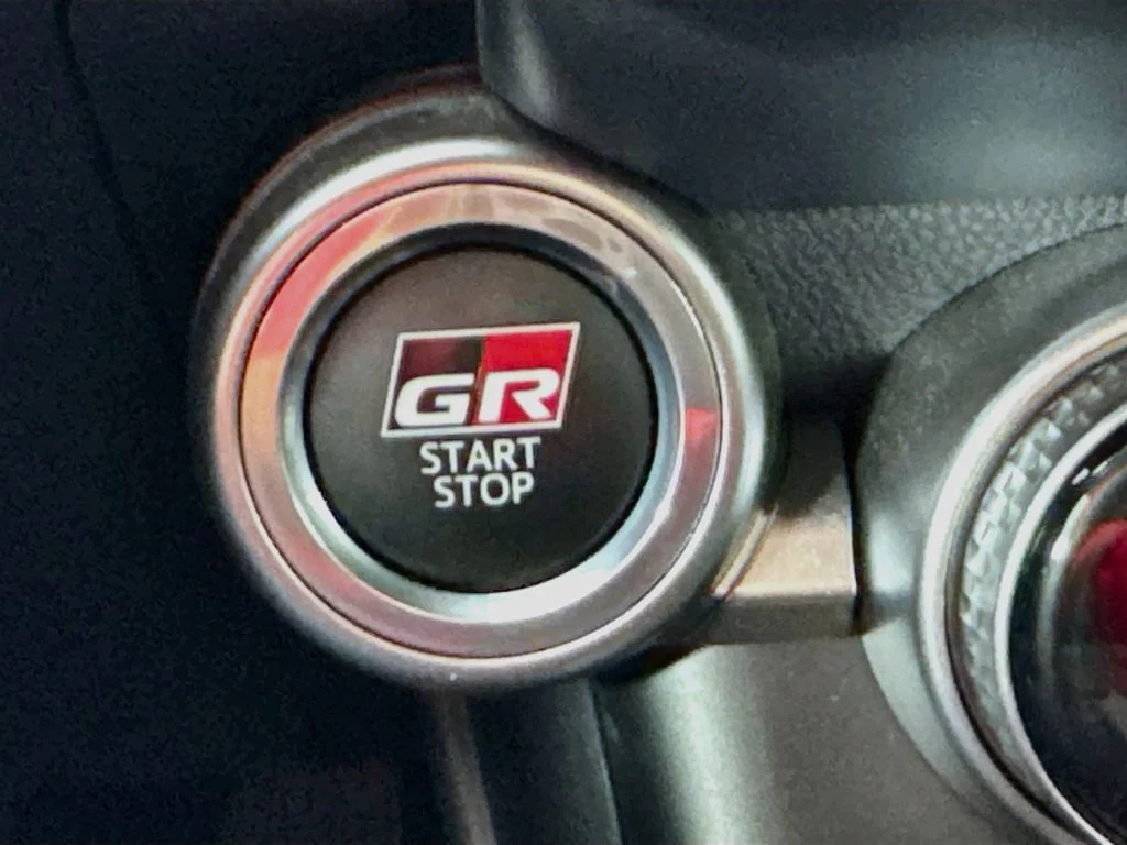 Used 2024  Toyota Base image 19