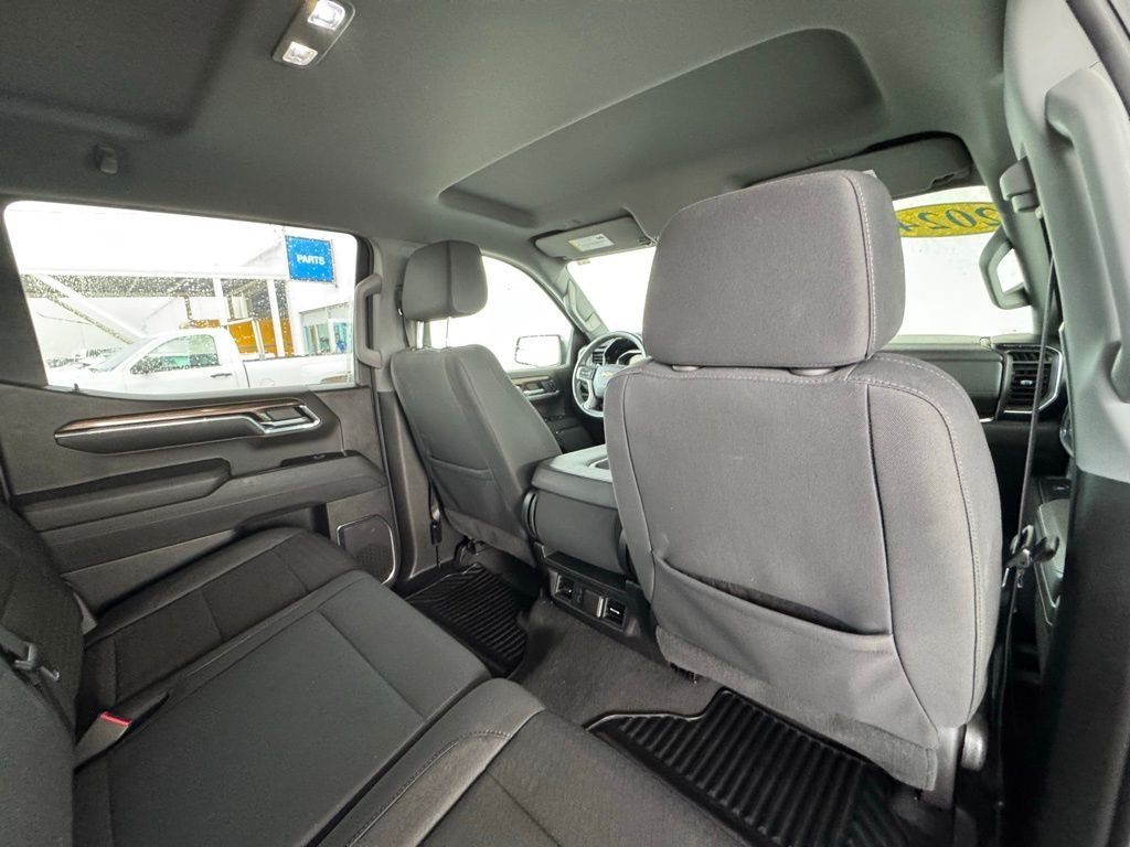 Used 2024 Gray Chevrolet LT image 26