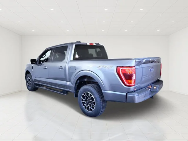 Certified Used 2022 Gray Ford XLT image 5