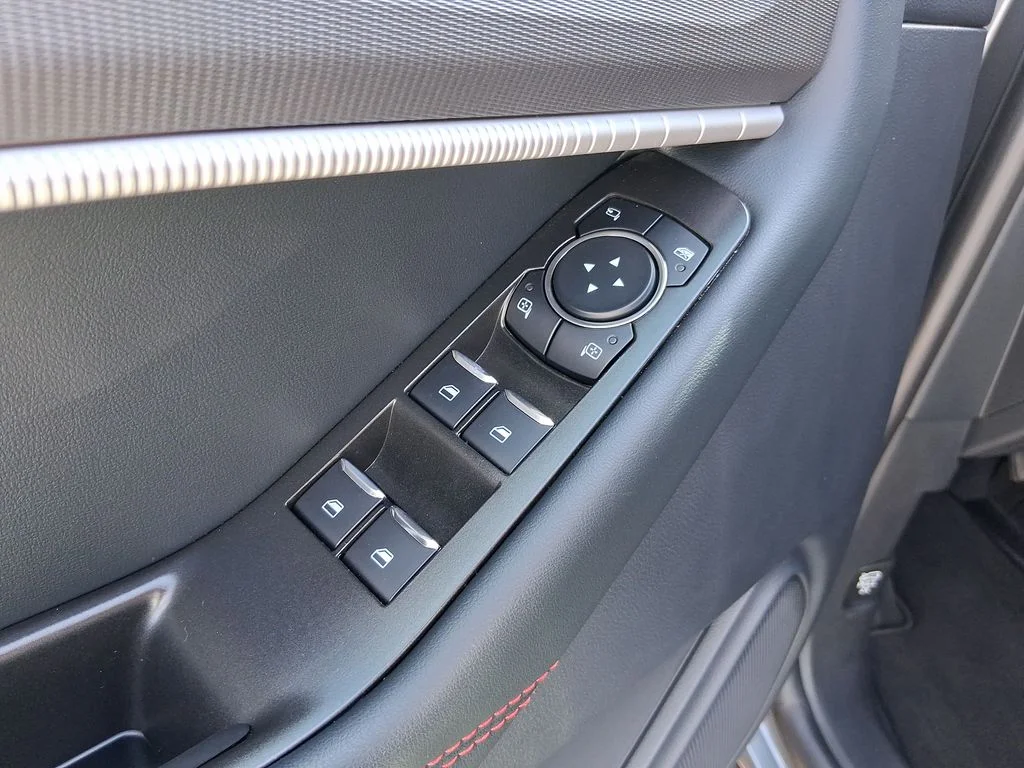 New 2025 Carbonized Gray Metallic Ford ST-Line image 11