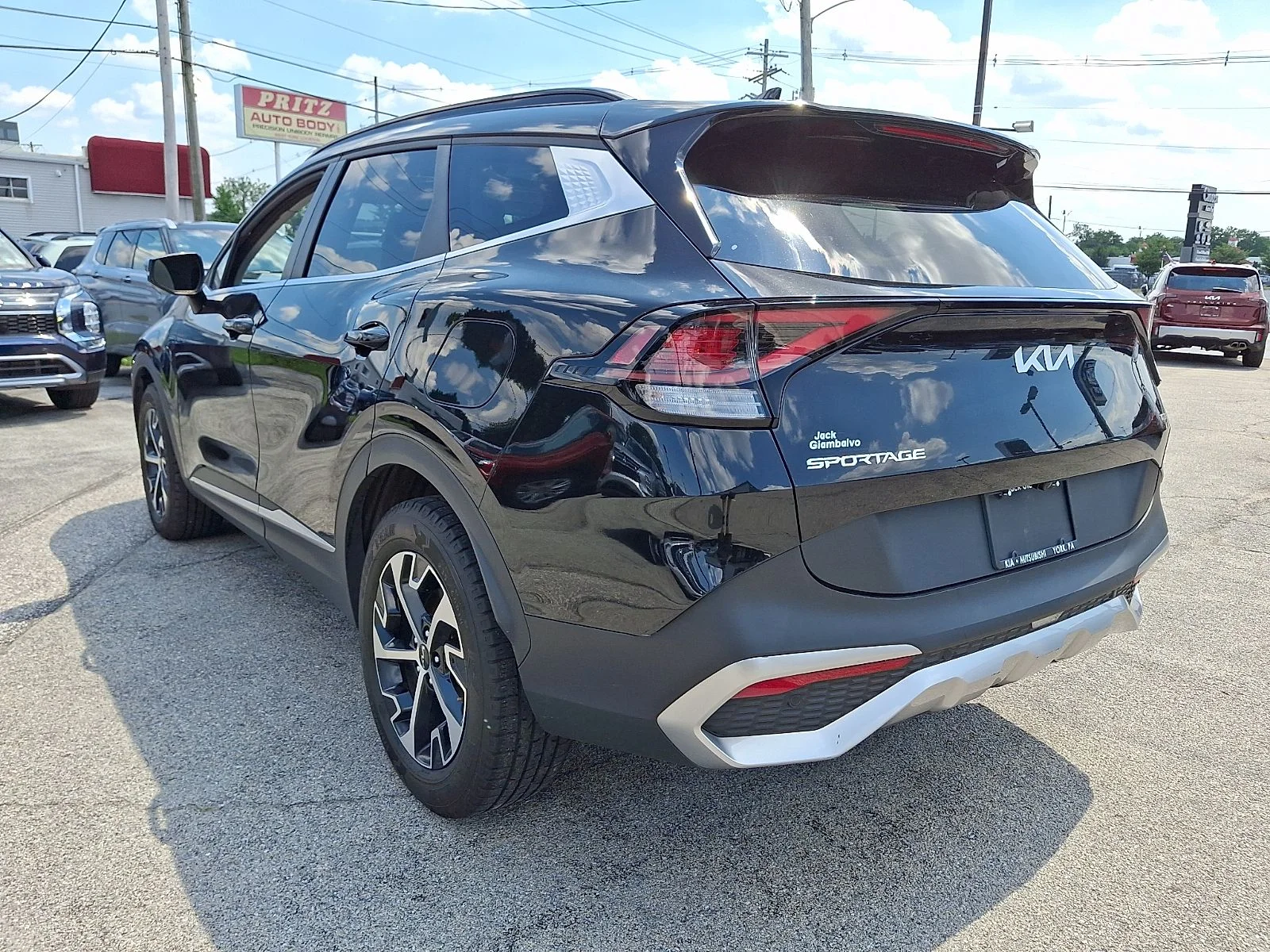 Used 2023 Black Kia EX image 5