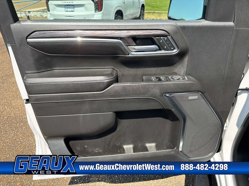 Used 2023 White Chevrolet LTZ image 35