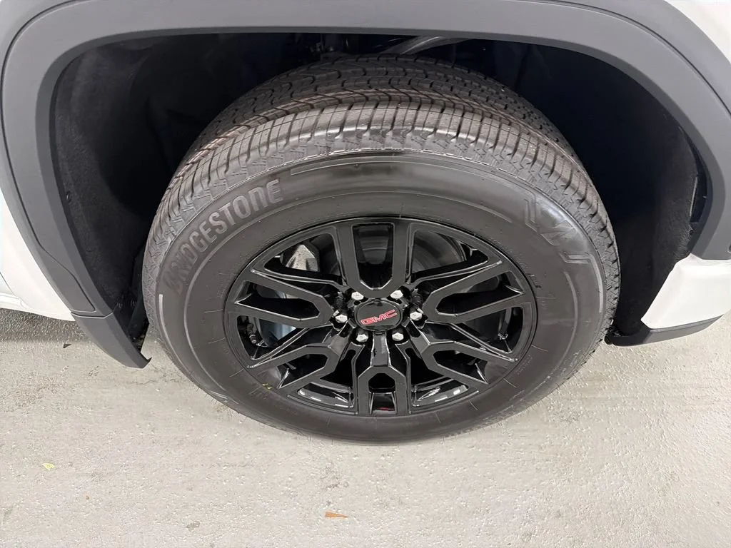 New 2026 Summit White GMC Elevation image 4