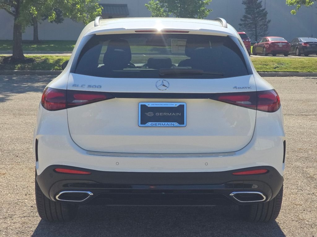 New 2026 Polar White Mercedes-Benz GLC 300 image 16