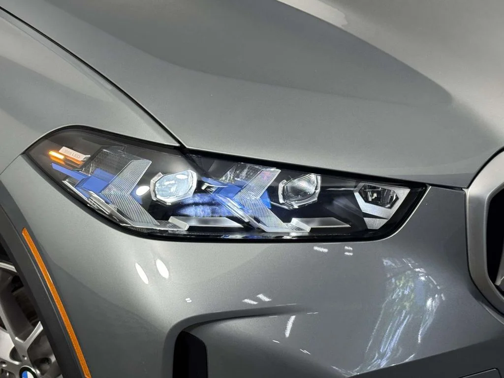 Used 2026 Gray BMW xDrive40i image 15