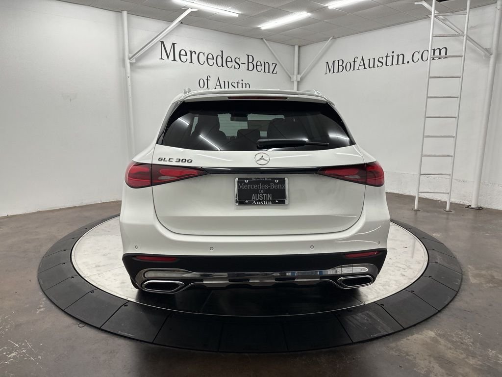 Used 2026 White Mercedes-Benz GLC 300 image 6