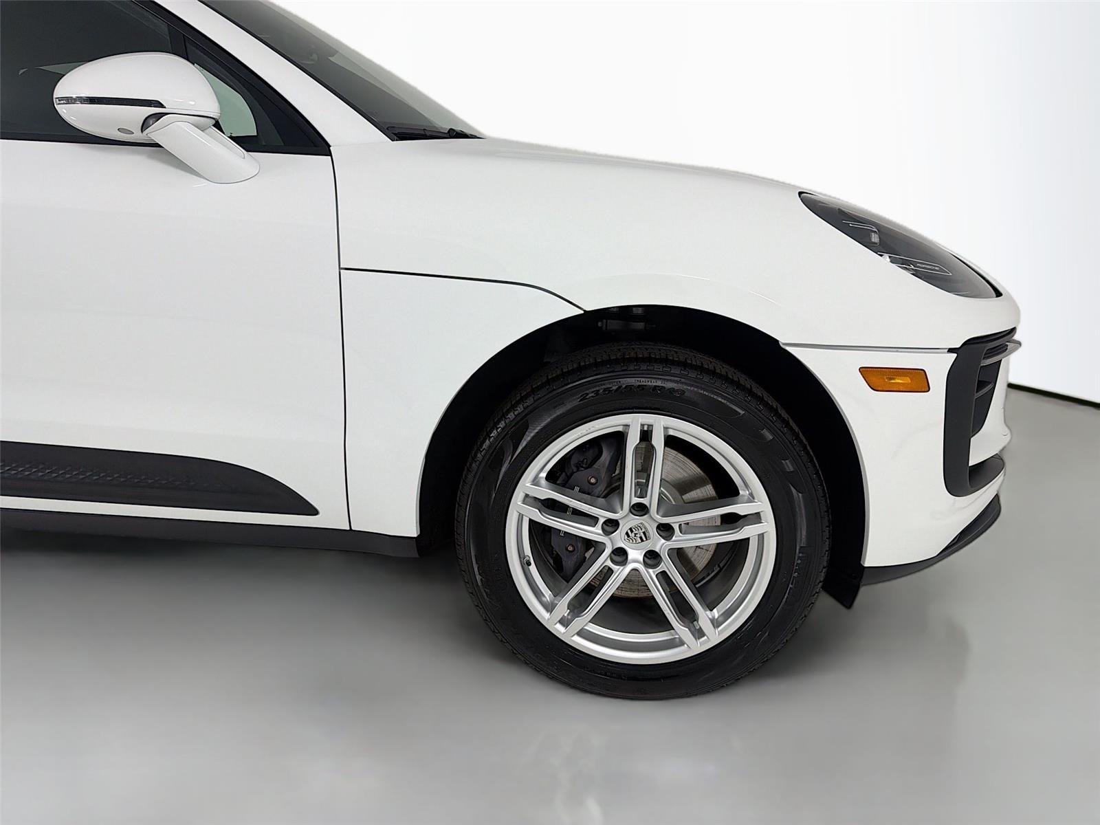 Used 2022 White Porsche  image 28