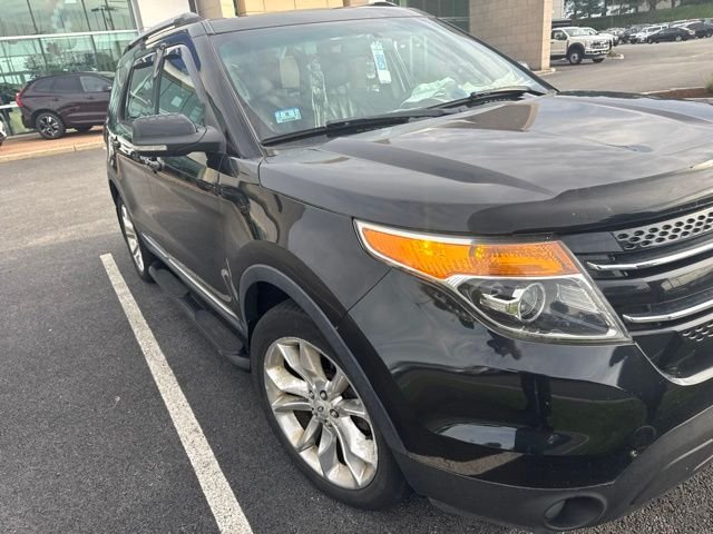Used 2013 Black Ford Limited image 2
