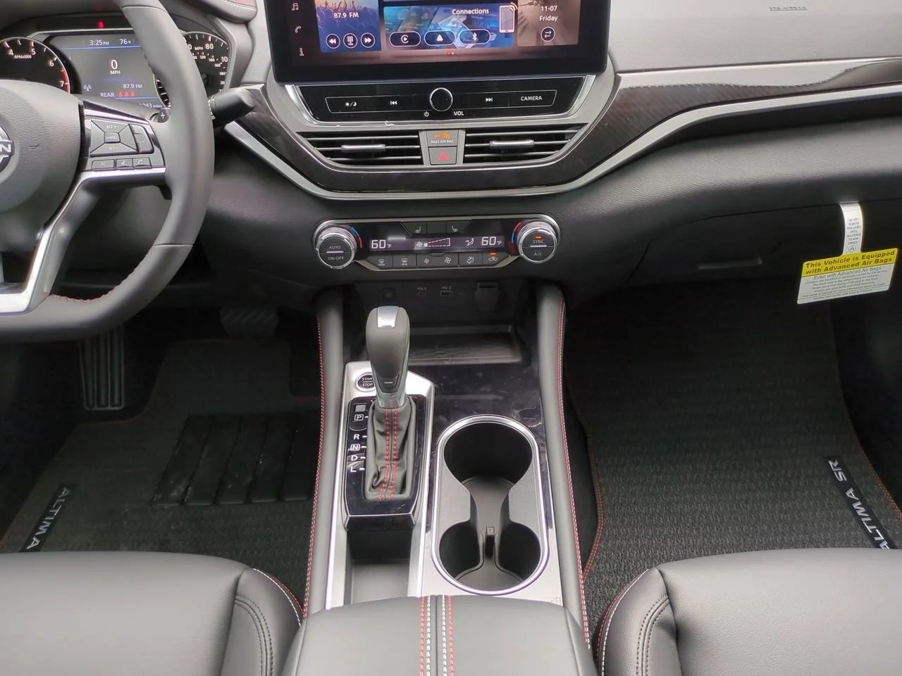New 2025 Pearl White TriCoat Nissan SR image 19