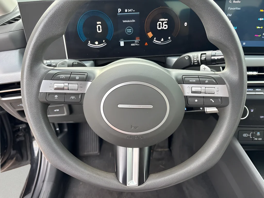 Used 2025 Abyss Black Hyundai SEL image 13